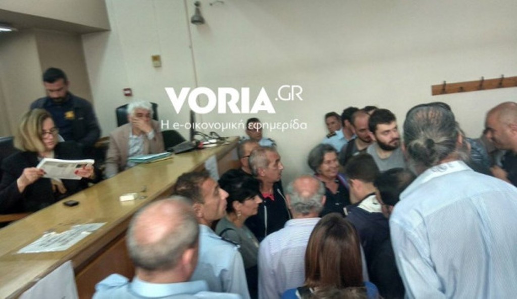 Θεσσαλονίκη: Ένταση στα δικαστήρια με οπαδούς του Σώρρα (Video) - Media