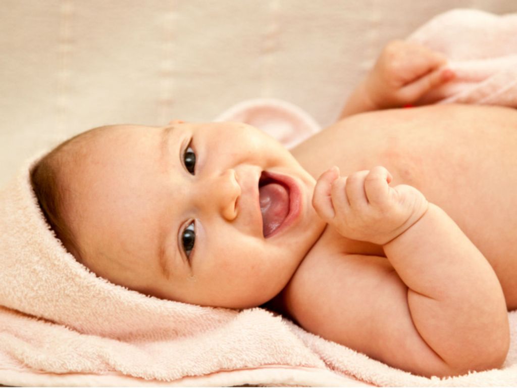 Δείτε πώς μας βλέπουν τα νεογέννητα μωρά (Video) - Media