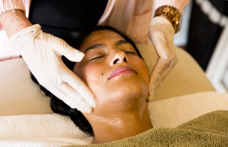 Τι είναι η περιποίηση προσώπου «Χάνιμπαλ Λέκτερ» και πώς γίνεται - Media