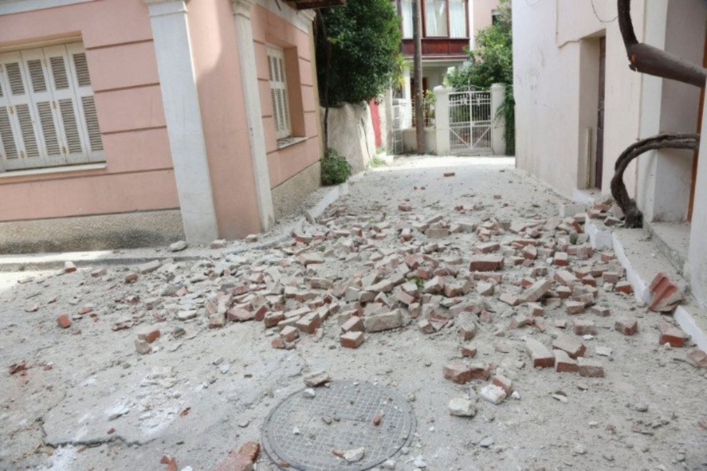 Ανησυχία στη Σμύρνη από τον ισχυρό σεισμό - Αισθητός και στην Κωνσταντινούπολη - Media