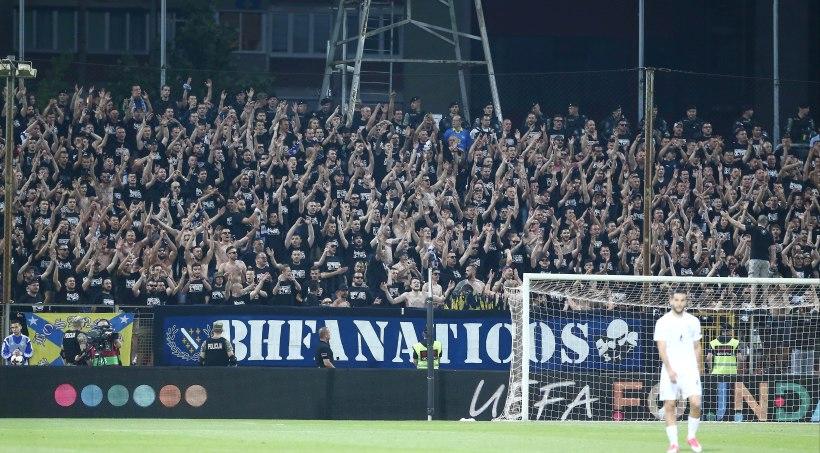 Επίθεση σε Έλληνες διεθνείς μετά το ματς στη Βοσνία - Χτύπησαν τον Γιαννιώτα (Photos) - Media