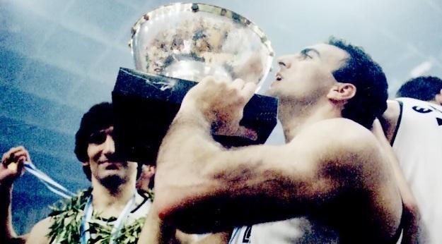 Η συγκινητική ανάρτηση του Γκάλη για τα 30 χρόνια από το Ευρωμπάσκετ 