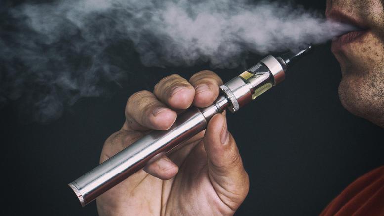 Φορτίζετε το ηλεκτρονικό σας τσιγάρο από την usb του λάπτοπ; - Ξεχάστε το! - Media