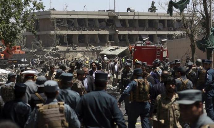 Πήγαν στην κηδεία για να θρηνήσουν και σκοτώθηκαν - Έκρηξη με τουλάχιστον 12 νεκρούς     - Media