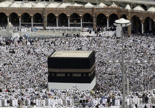 Σ. Αραβία: Οι αρχές απέτρεψαν επίθεση τρομοκρατών στο Μεγάλο Τέμενος της Μέκκας - Media