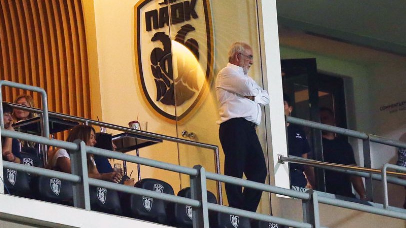 «Γκάζια» από Ιβάν Σαββίδη - Media