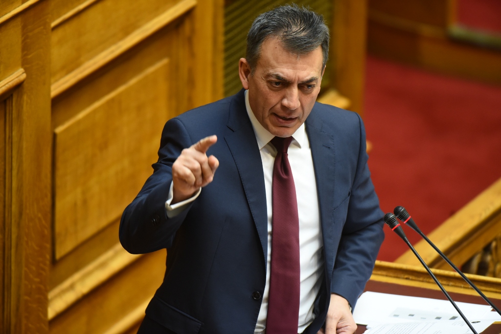 Βρούτσης: Ανικανότητα, σκοπιμότητα και τραγικά λάθη με τον ΕΦΚΑ - Media