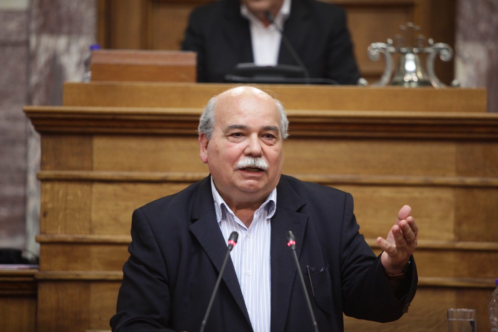 Βούτσης: Αυτονόητη η υπερψήφιση του νομοσχεδίου - Media