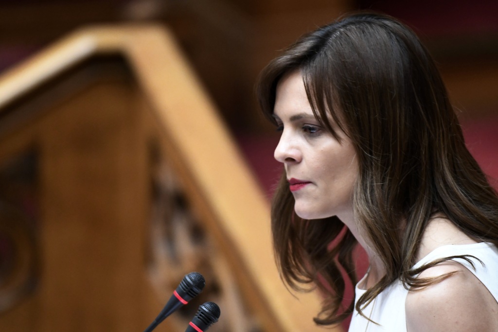 Αχτσιόγλου: Η κυβέρνηση δεν δημιουργεί προϋποθέσεις επαναφοράς από την ύφεση - Media