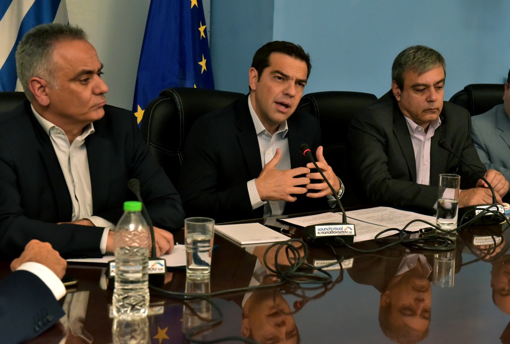 Τσίπρας: Κάνουμε τα πάντα για να ανοίξουμε καθαρό διάδρομο για το χρέος και... να μη φορέσουμε φέσι - Media