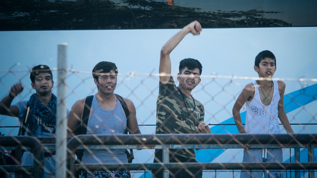 Ολοκληρώθηκε η επιχείρηση εκκένωσης του Ελληνικού – Μετακινήθηκαν 480 πρόσφυγες και μετανάστες (Photos) - Media
