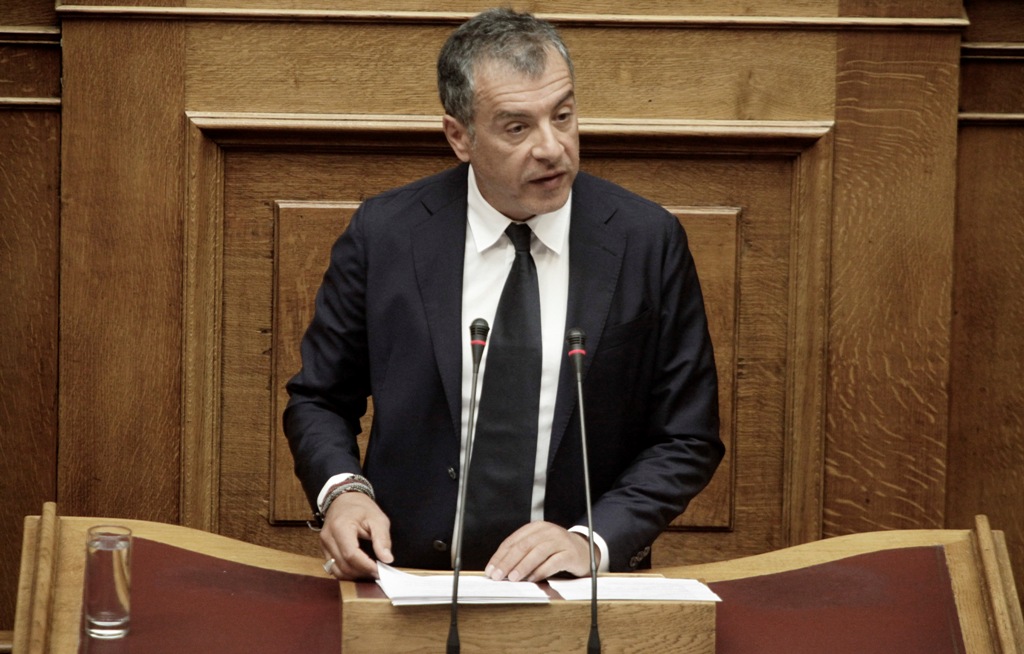 Στο νοσοκομείο ο Σταύρος Θεοδωράκης - Media