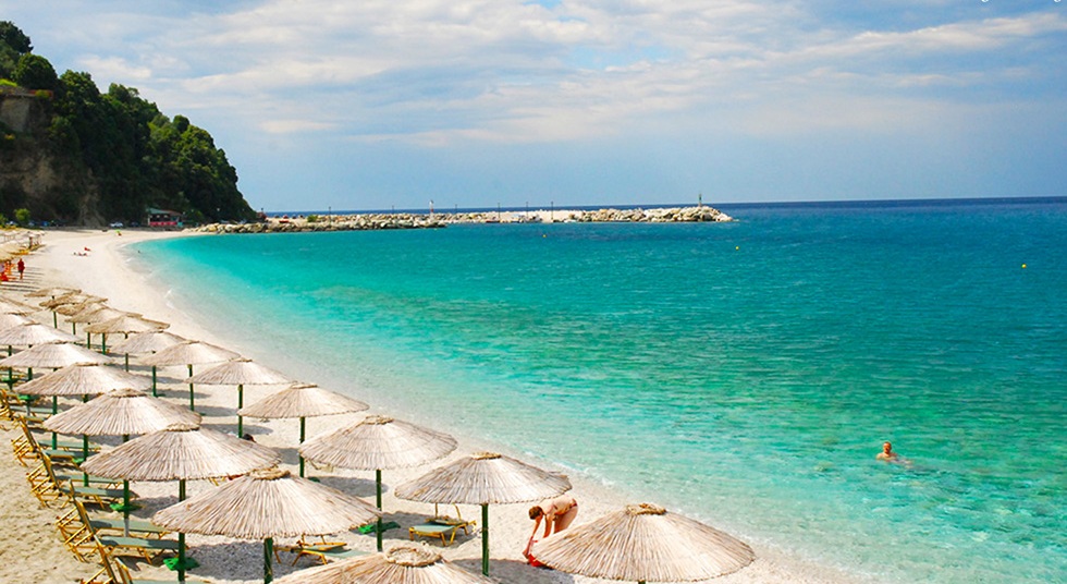 Δεν υπάρχει! Η επική προειδοποίηση στους τουρίστες σε παραλία του Πηλίου - Media