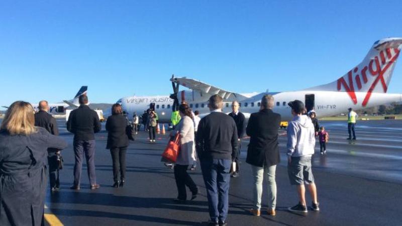 Aπειλή για βόμβα σε αεροπλάνο στην Αυστραλία - Οι επιβάτες πήδηξαν έξω - Media