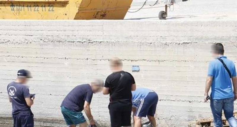 Φρίκη: Βρέθηκε ανθρώπινο οστό στο λιμάνι του Ηρακλείου - Ανάστατες οι Αρχές (Photos, σκληρές εικόνες) - Media