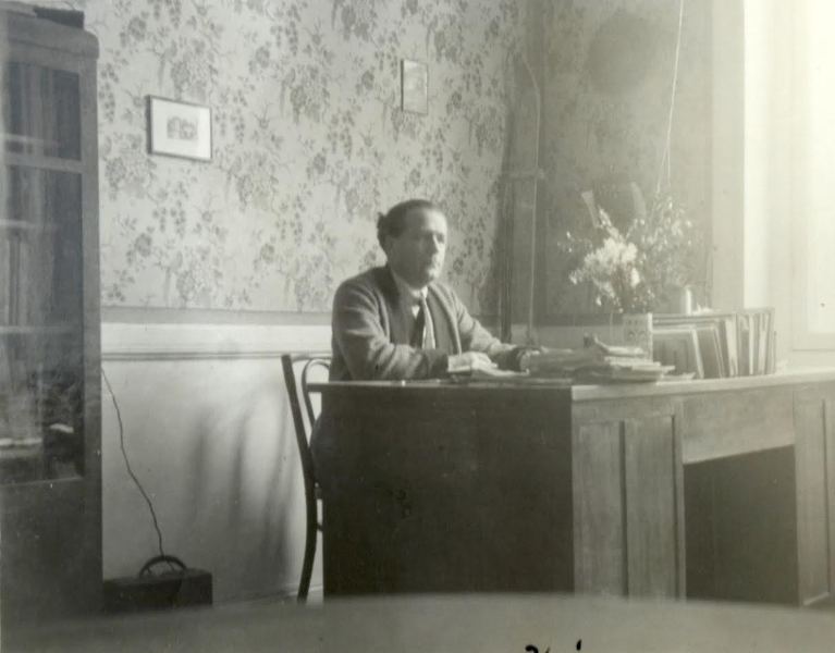 Ο Μανόλης Τριανταφυλλίδης, ένας από τους θεμελιωτές της νέας ελληνικής γλώσσας, το επόμενο πρόσωπο του «Αυτοί που Τόλμησαν» στο COSMOTE HISTORY  - Media