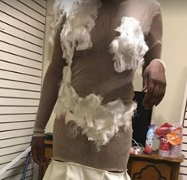 Έξαλλη μαμά με το... πάθημα της κόρης της: Να μην παραγγέλνετε ρούχα από το Internet - Media Gallery