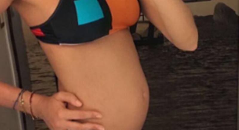 Γνωστό μοντέλο ανακοίνωσε ότι είναι έγκυος με μια φωτογραφία στο Instagram - Media