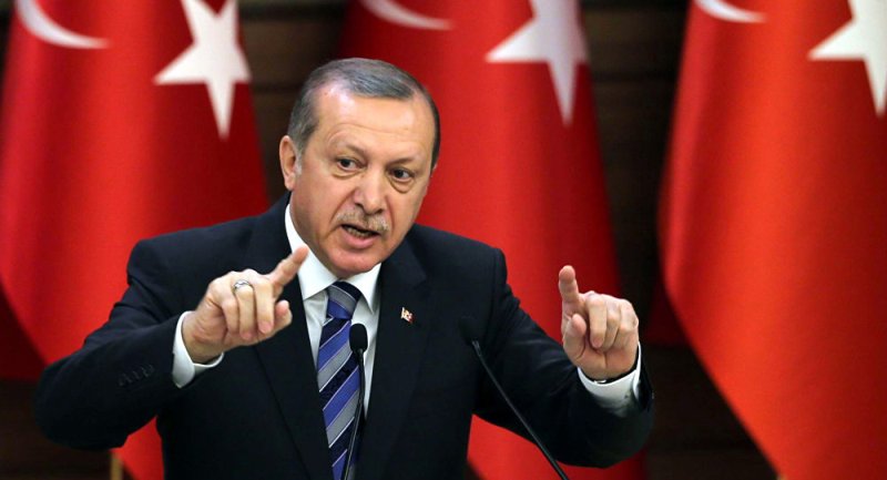 Ένας χρόνος μετά το αποτυχημένο πραξικόπημα: Ο Ερντογάν κατηγορεί τη… Δύση και την αντιπολίτευση - Media