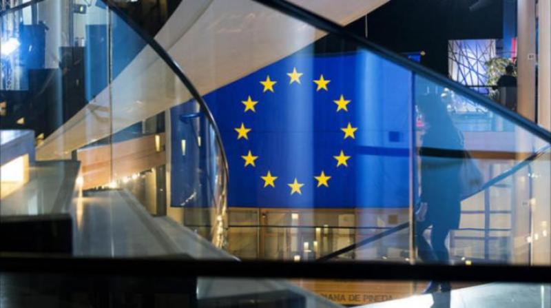 Η «εναλλακτική για τους Ευρωπαίους»: Δια χειρός…Τσίπρα, Αμόν, Πιτέλα - Media