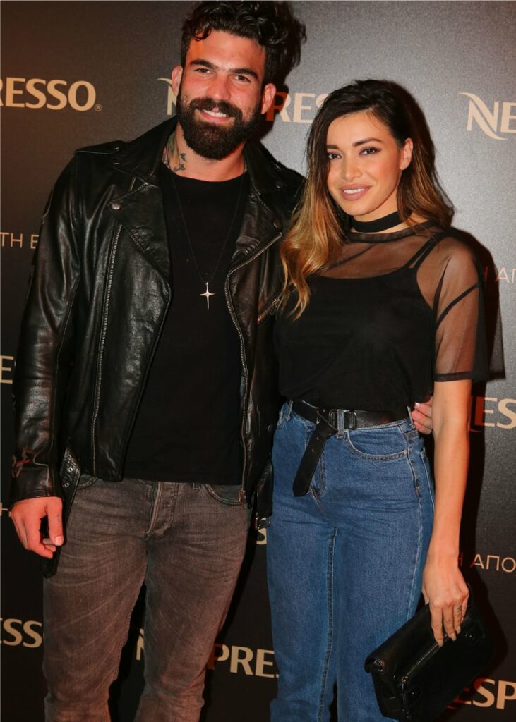 Έγκυος η Όλγα Φαρμάκη; Η … αποκαλυπτική φωτογραφία του συντρόφου της (Photo - Video) - Media