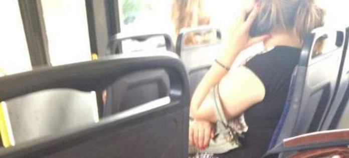 Θεσσαλονίκη: Νέες καταγγελίες για σεξουαλική παρενόχληση από τον ρασοφόρο – Το ραβασάκι που έδωσε σε μια κοπέλα (Photos) - Media