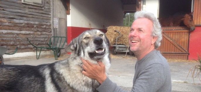 «Ανοικτή επιστολή προς τα ζώα» - Tο νέο βιβλίο του στρατευμένου φιλοσόφου Φρεντερίκ Λενουάρ - Media