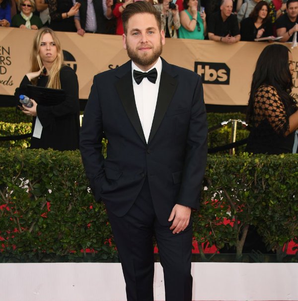 Δεν θα πιστέψετε ποιος γνωστός ηθοποιός είναι αυτό το «στιλάκι» (Photo) - Media