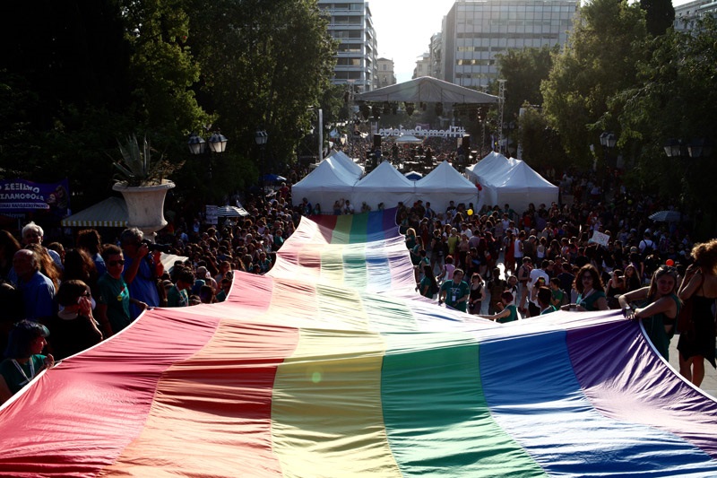 Τσακαλώτος, Καρανίκας, Φίλης και Κωνσταντοπούλου στo AthensPride - Ηχηρό μήνυμα κατά του ρατσισμού (Photos)  - Media