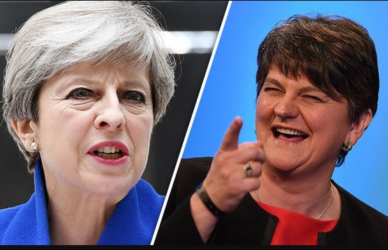 Ανήσυχοι οι Βρετανοί: Το κόμμα που θα συγκυβερνά με την Μέι είναι κατά των ομοφυλόφιλων και των εκτρώσεων - Media