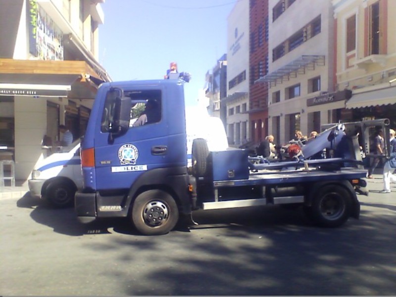 Χανιά: «Εξαφάνισαν» τα ΙΧ των κατοίκων της οδού Σκρα για τον... Κωνσταντίνο Μητσοτάκη- Οι κάτοικοι καταγγέλλουν την τροχαία - Media