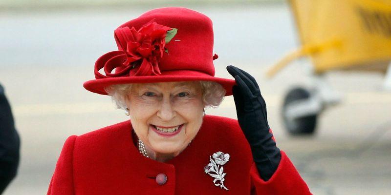 Αύξηση «μαμούθ» για τον... μισθό της βασίλισσας Ελισάβετ - Αντιδρούν οι Βρετανοί  - Media