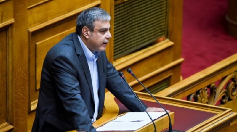 Βερναρδάκης: Είναι σαν να ζητά ο Ηρώδης άδεια λειτουργίας παιδικού σταθμού - Media