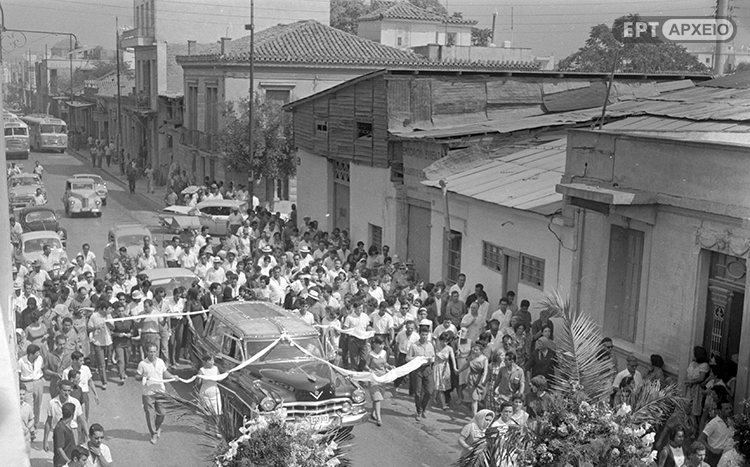 Αφιέρωμα του Αρχείου της ΕΡΤ στο Σωτήρη Πέτρουλα - Media