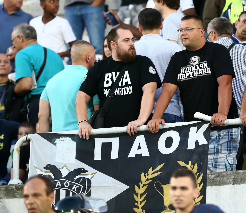 Φανέλες και πανό ΠΑΟΚ στο γήπεδο της Παρτιζάν! - Και συνθήματα στα ελληνικά - Media