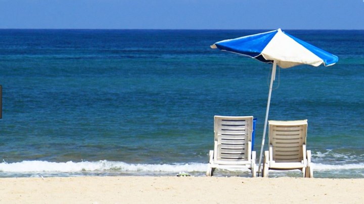 Πως να μην σας ξαφρίσουν στην παραλία - 6 συμβουλές από την Αστυνομία προς τους λουόμενους - Media