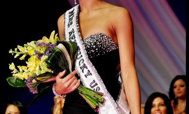 «Βαποράκι» εστεμμένο μοντέλο (Photo) - Media