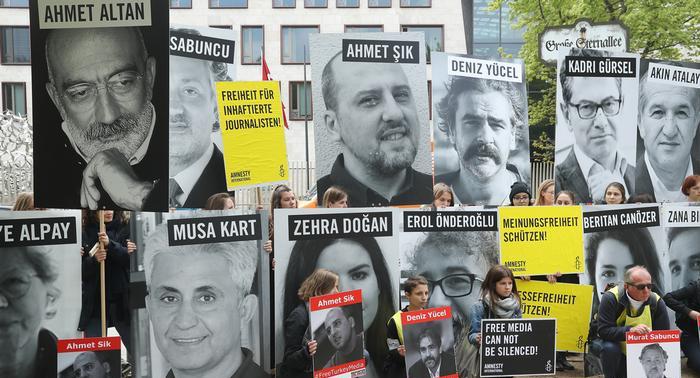 Διεθνής κατακραυγή για συλλήψεις ακτιβιστών στην Τουρκία - Media