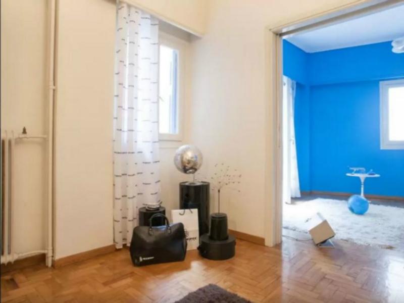 Αυτό είναι το πιο περίεργο σπίτι σε όλη την Αθήνα που νοικιάζει η Airbnb! Νομίζεις ότι βρίσκεσαι σε… (Photos) - Media