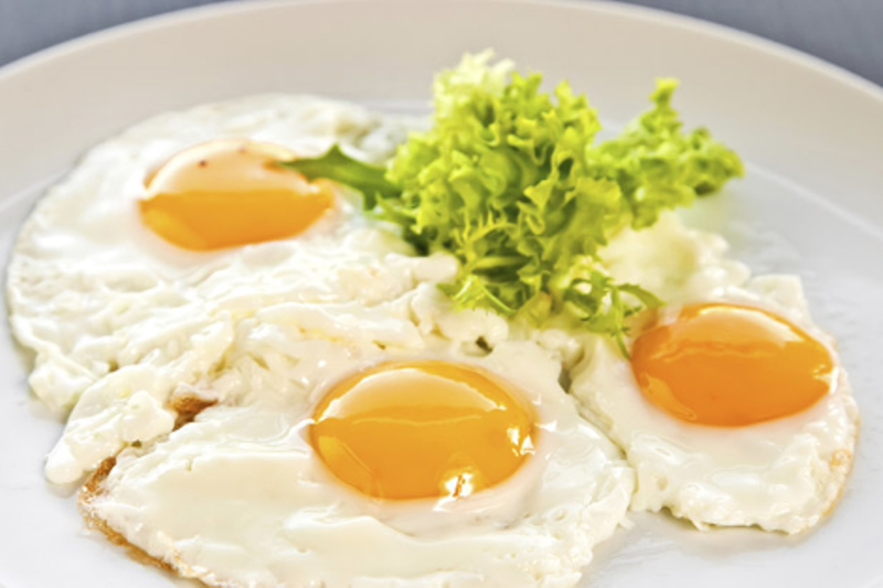 Μαγειρέψτε αυγά με τρεις διαφορετικούς τρόπους στο φούρνο μικροκυμάτων! (Video) - Media