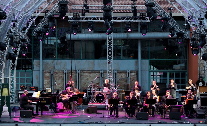 Βιρτουόζοι της Jazz-Big Band-Craig Bailey: Η απόλυτη τζαζ συνάντηση στην Τεχνόπολη Αθηνών  - Media