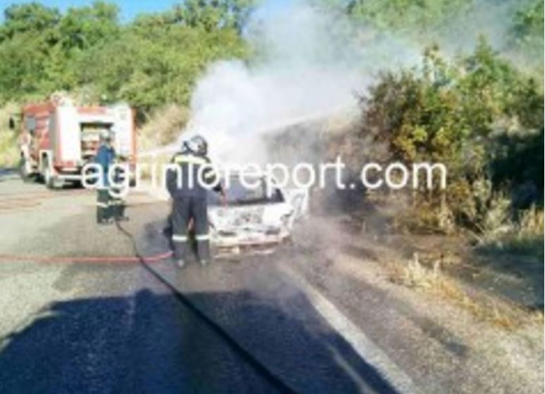 Αγρίνιο: Ι.Χ. έπιασε φωτιά εν κινήσει - Καταστράφηκε ολοσχερώς  - Media