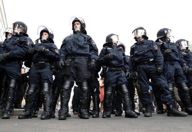 Δρακόντεια μέτρα ασφαλείας στο Αμβούργο για την Σύνοδο της G20 - 200.000 αστυνομικοί στους δρόμους - Media