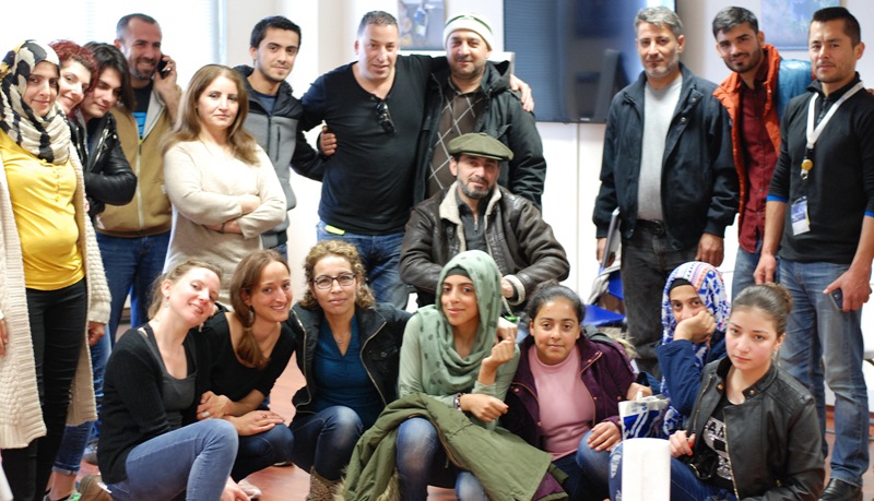 «Πόνος και Ελπίδα»: η έκθεση των προσφύγων με τους Γιατρούς του Κόσμου  - Media