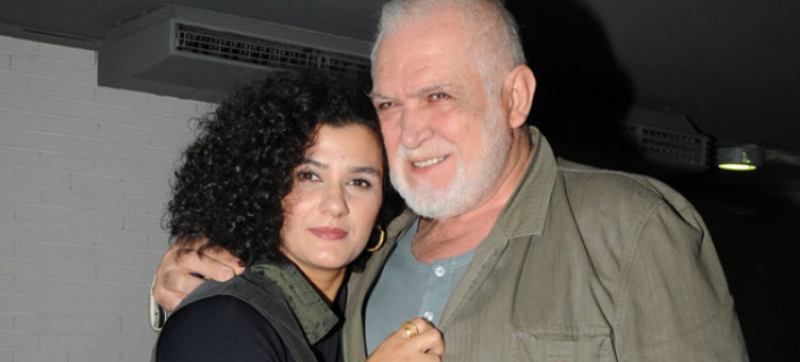 Ο Κώστας Καζάκος επί σκηνής στην Επίδαυρο με τη σύζυγό του (Photos) - Media