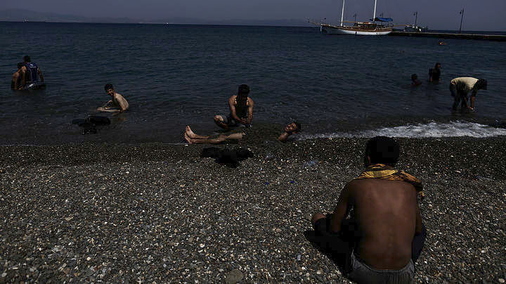 Welt για πρόσφυγες στην Κω: Περνούν σχεδόν απαρατήρητοι στους τουρίστες - Media