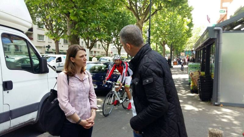 Άνδρας γρονθοκόπησε άγρια, γυναίκα βουλευτή, μέρα μεσημέρι μπροστά στους έκπληκτους περαστικούς  - Media