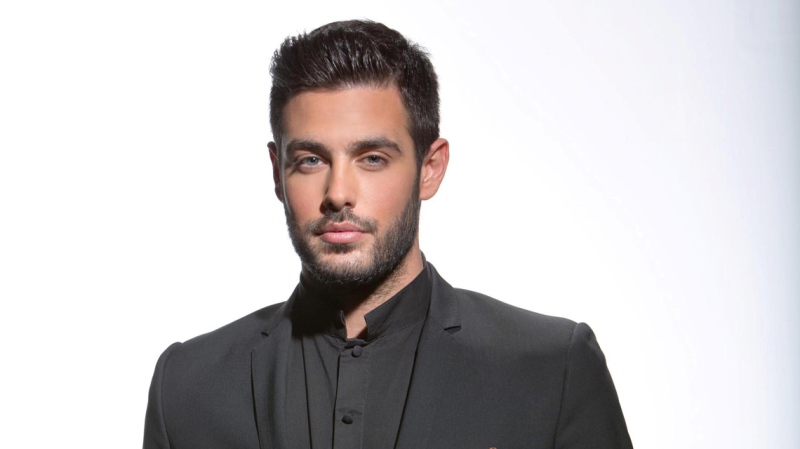 Θύμα «ροζ» απάτης γνωστός τραγουδιστής (Video) - Media