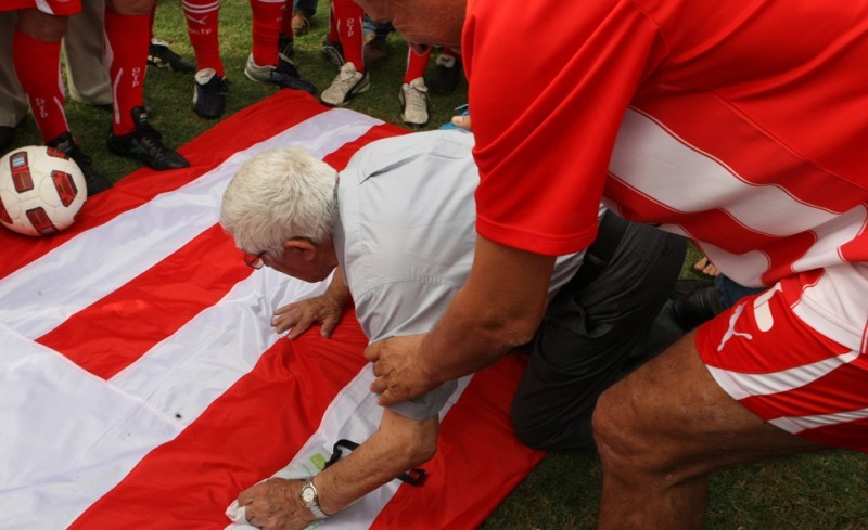 «Έφυγε» ο Θανάσης Μπέμπης – Θλίψη στην Ολυμπιακή οικογένεια  - Media