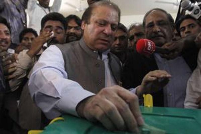 Πακιστάν: Την Τρίτη η εκλογή νέου πρωθυπουργού  - Media